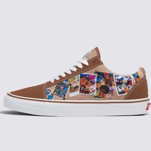 Vans Other - Vans
Old skool
Disney
'scrapbook'